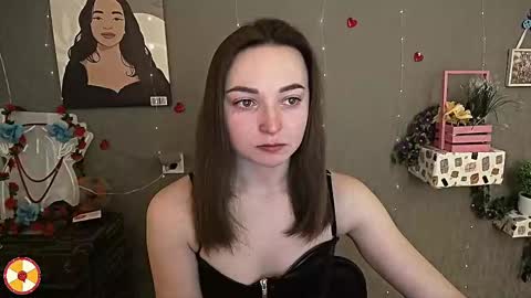 Snapshot of kiss_shy chatting on 02/23/25, 07:22 Valeria online show from 02/23/25, 07:22