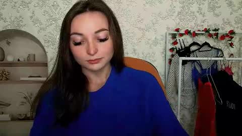Snapshot of kiss_shy chatting on 10/03/25, 02:25 Valeria online show from 10/03/25, 02:25
