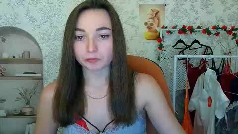 Valeria online show from 11/14/25, 06:28