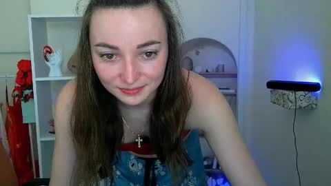 Snapshot of kiss_shy chatting on 05/20/26, 08:53 Valeria online show from 05/20/26, 08:53