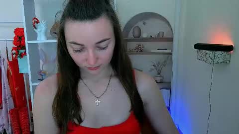 Snapshot of kiss_shy chatting on 05/21/26, 02:35 Valeria online show from 05/21/26, 02:35