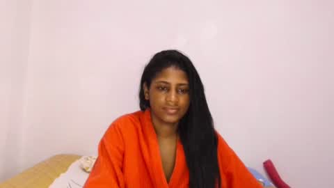 Snapshot of kiss_violet chatting on 06/13/26, 12:52 Violet online show from 06/13/26, 12:52