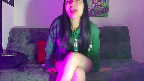 kissandplayxx online show from 11/08/25, 08:25