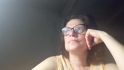 kissandvibe online show from 04/25/26, 07:00