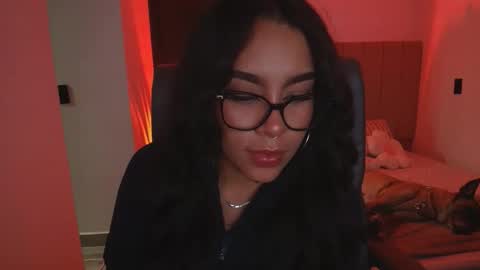 Snapshot of kisscocoaxo chatting on 06/11/26, 05:49 cocoa online show from 06/11/26, 05:49