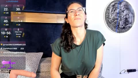 Kissing Company online show from 01/14/25, 09:13