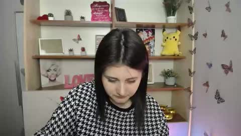 kissleoxx online show from 06/04/26, 12:00