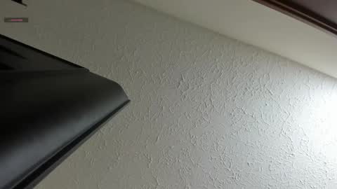 Sara online show from 04/15/26, 10:22