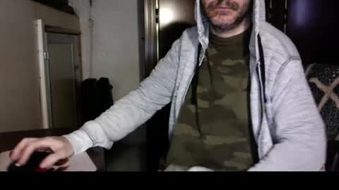 kissofbanned1983 online show from 12/20/25, 09:38