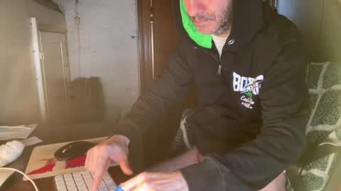 kissofbanned1983 online show from 04/14/26, 07:03