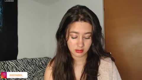 Snapshot of kisstarxxx chatting on 12/15/25, 10:47 Helena and Brad online show from 12/15/25, 10:47