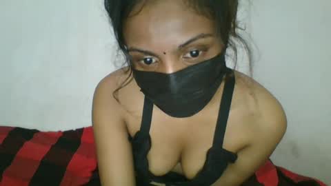 Snapshot of kissy_doll1 chatting on 06/17/26, 07:04 kissy_doll1 online show from 06/17/26, 07:04