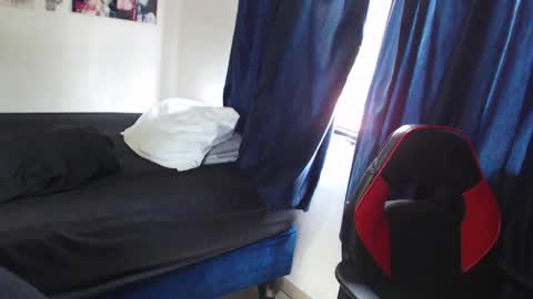 kitcatdreams online show from 04/19/26, 04:28