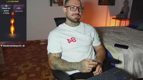 kite__ online show from 03/31/26, 02:50