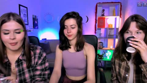 kitniss online show from 03/31/26, 07:14