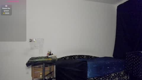 Snapshot of kitsunemoon chatting on 12/25/24, 06:41 Kitsune online show from 12/25/24, 06:41