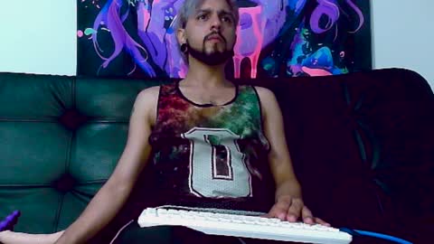 Alejandro online show from 09/10/25, 03:28