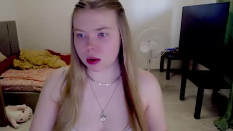 Jennyblonde and Emmabrunette online show from 01/14/26, 10:10