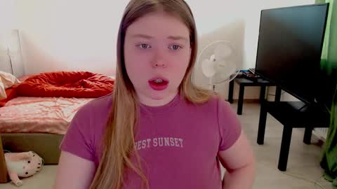 Jennyblonde and Emmabrunette online show from 02/01/26, 11:20