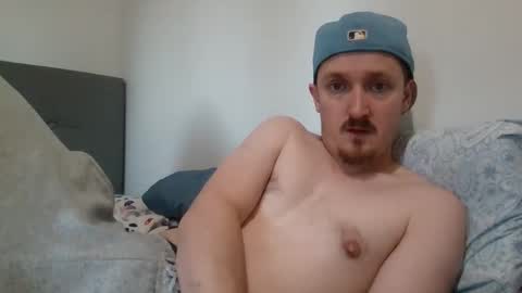 Snapshot of kittenfoxxx chatting on 09/26/25, 03:05 kittenfoxxx online show from 09/26/25, 03:05