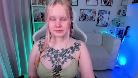 kittenxoann online show from 04/11/26, 05:50