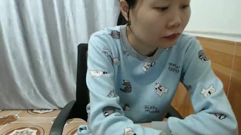 kitti_baby2x online show from 12/14/25, 02:50