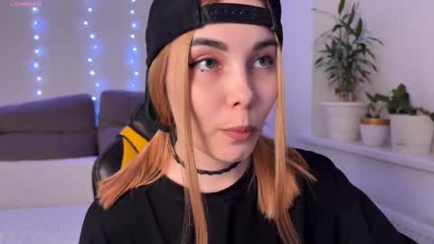 Veronica online show from 03/18/26, 06:00