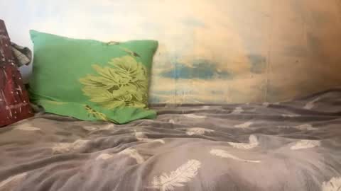 Kittie Creme online show from 04/25/26, 02:25