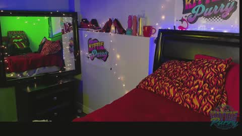 Snapshot of kittiepurry chatting on 01/30/25, 07:07 Kittie Purry online show from 01/30/25, 07:07