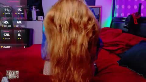 Snapshot of kittiepurry chatting on 10/20/25, 09:26 Kittie Purry online show from 10/20/25, 09:26