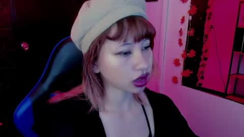 Snapshot of kitty__gang chatting on 06/22/26, 12:57 kitty__gang online show from 06/22/26, 12:57