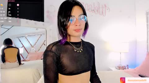 Snapshot of kitty__sexy_ chatting on 01/05/25, 04:36 dann  online show from 01/05/25, 04:36