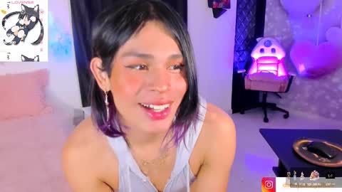 Snapshot of kitty__sexy_ chatting on 02/13/25, 05:26 dann  online show from 02/13/25, 05:26