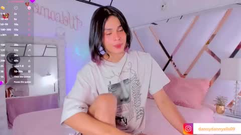 Snapshot of kitty__sexy_ chatting on 02/28/25, 05:15 dann  online show from 02/28/25, 05:15