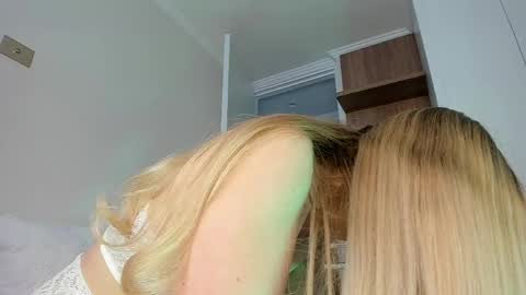 sophie online show from 03/31/26, 06:30