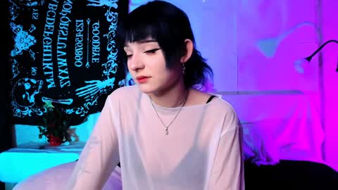 Snapshot of kitty_bang chatting on 02/02/25, 01:41 kitty_bang online show from 02/02/25, 01:41