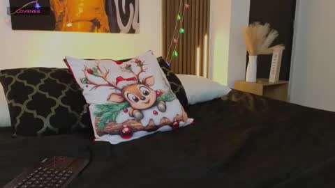 Kitty Bombon online show from 11/29/25, 08:23