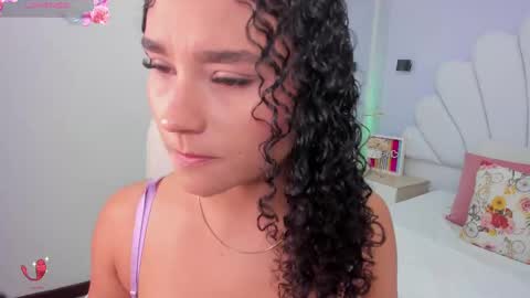 Snapshot of kitty_cayo chatting on 10/08/25, 04:10 Kitty Kayo online show from 10/08/25, 04:10