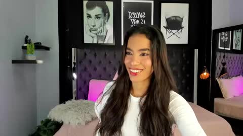 Kitty online show from 09/15/25, 11:21