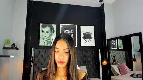 Kitty online show from 09/17/25, 10:06