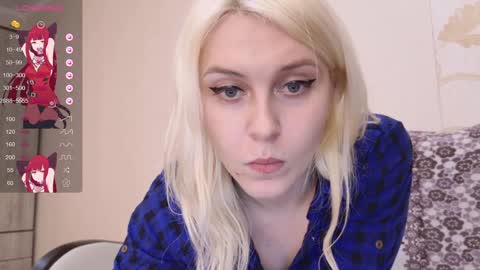 Evelyn online show from 01/30/25, 01:42