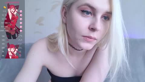 Evelyn online show from 02/19/25, 06:22