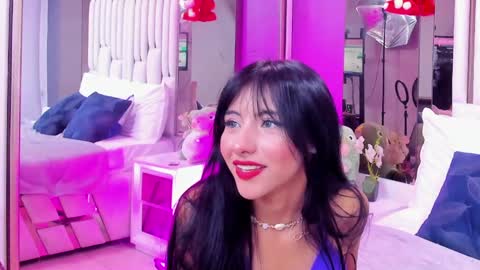 Snapshot of kitty_eliffe chatting on 02/04/25, 11:38 kitty online show from 02/04/25, 11:38