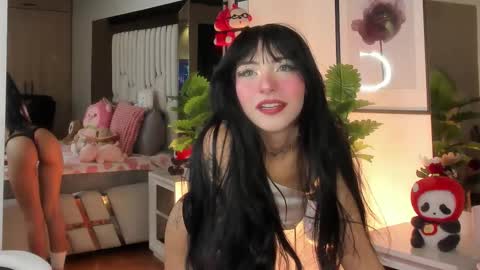 Snapshot of kitty_eliffe chatting on 09/18/25, 10:12 kitty online show from 09/18/25, 10:12