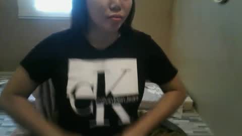 Snapshot of kitty_fussy chatting on 05/23/26, 01:44 kitty_fussy online show from 05/23/26, 01:44