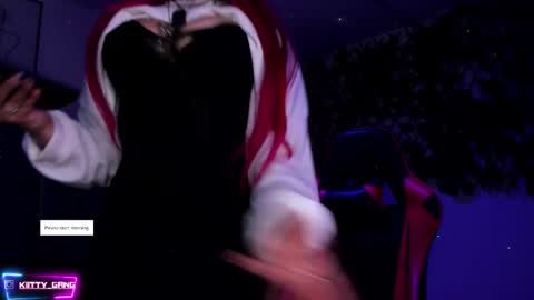 Camila online show from 12/18/25, 02:50