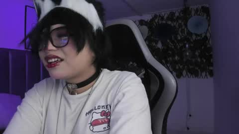 Camila online show from 04/11/26, 01:54