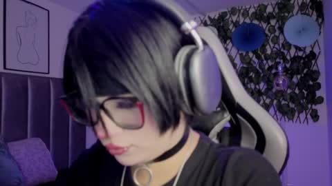 Snapshot of kitty_gang chatting on 04/30/26, 01:45 Camila online show from 04/30/26, 01:45