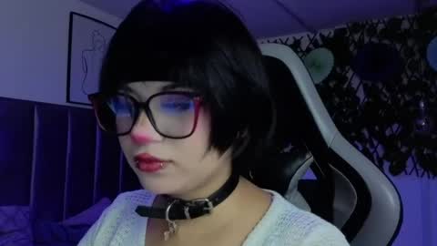Snapshot of kitty_gang chatting on 05/22/26, 01:46 Camila online show from 05/22/26, 01:46