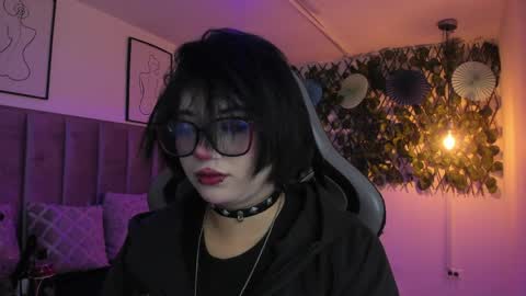 Snapshot of kitty_gang chatting on 06/06/26, 01:32 Camila online show from 06/06/26, 01:32